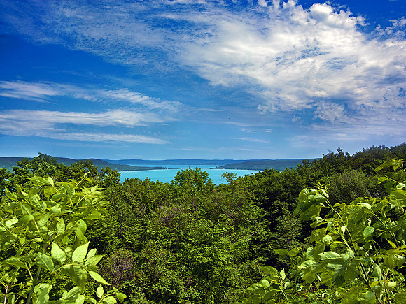 OVERLOOK TO GLENN LAKE